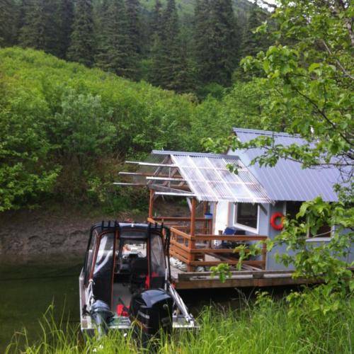 Floating Cabin